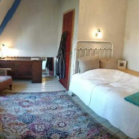 Hidden Pearl Family Bed and breakfast *